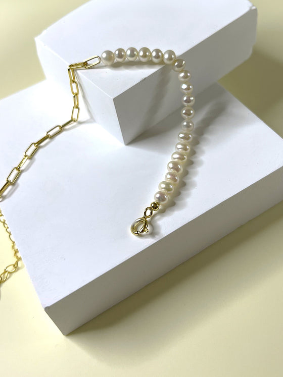 Gold French-Style Half Chain Natural Pearl Bracelet