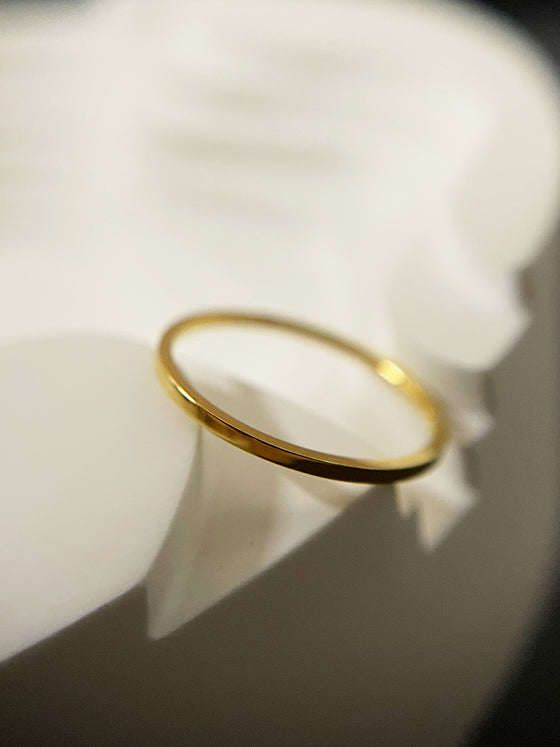 Gold Polished Ultra-Fine Minimalist Ring